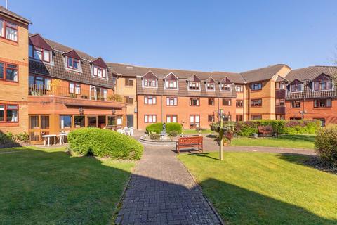 1 bedroom flat for sale, Crescent Dale, Maidenhead SL6