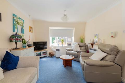 1 bedroom flat for sale, Crescent Dale, Maidenhead SL6