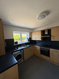 4 bedroom terraced house to rent, Alexandra Terrace, Brynmill SA2