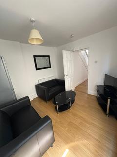 4 bedroom terraced house to rent, Alexandra Terrace, Brynmill SA2