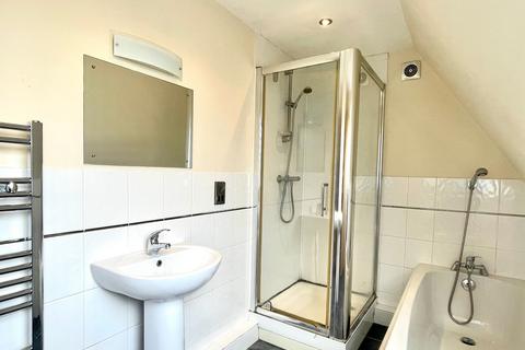 1 bedroom semi-detached house for sale, Longwood Road, Longwood, HD3