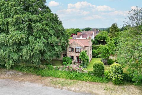 3 bedroom apartment for sale, Studley Road, Ripon
