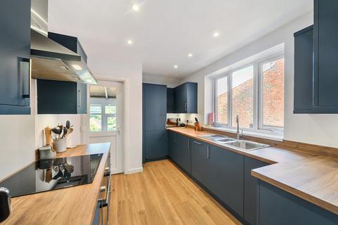 undefined, Rossington Avenue, Southampton SO18