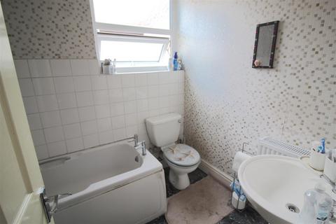 33 Henry Road, Birmingham, B25 8AH