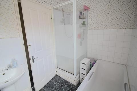 33 Henry Road, Birmingham, B25 8AH