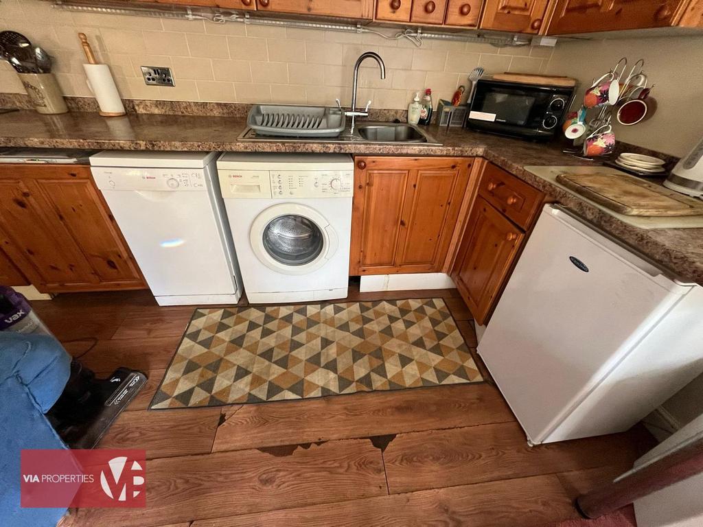 11 Burford Street Hoddesdon via properties...