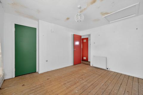 70 Castleview, Dundonald, Kilmarnock, KA2 9JA
