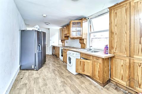 40 Carlyle Road, Edgbaston, Birmingham, B16 9BJ