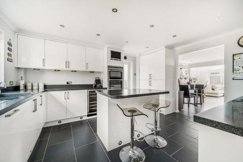4 bedroom detached house for sale, Ashmore Close, Peacehaven, BN10 8AQ