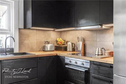 2 bedroom flat for sale, Pellerin Road, London N16