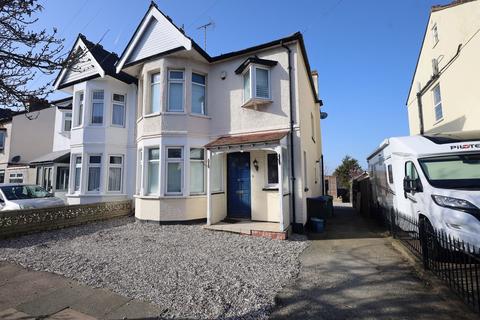 4 bedroom semi-detached house for sale, Edith Road, Southend-on-sea, SS2