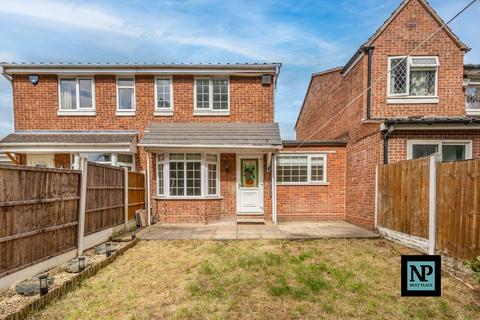 16 Hanlith, Wilnecote, Tamworth, B77 4BP