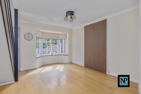 16 Hanlith, Wilnecote, Tamworth, B77 4BP