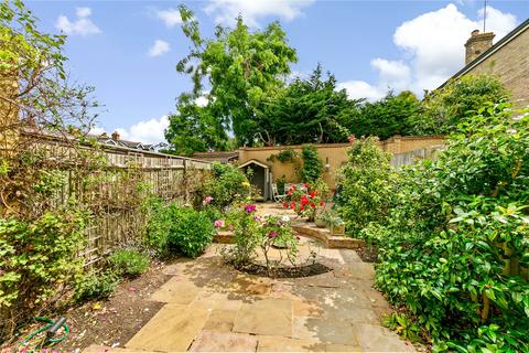 Dorchester Mews, St Margarets, TW1