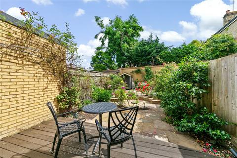 3 bedroom end of terrace house for sale, Dorchester Mews, St Margarets, TW1