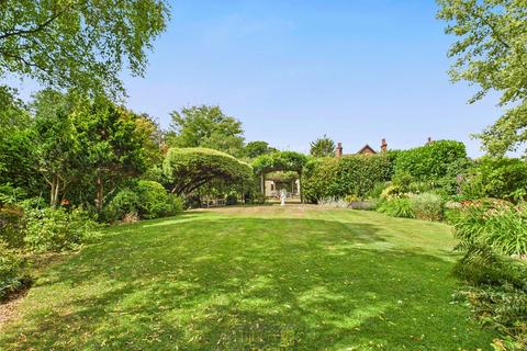 4 bedroom detached house for sale, Hardings Lane, Ingatestone, Essex, CM4