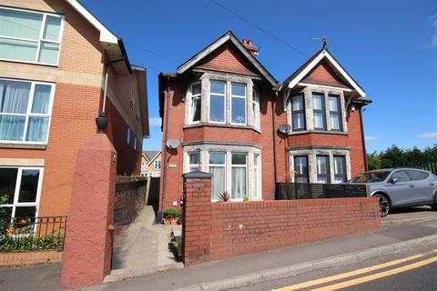 2 bedroom flat for sale, College Road, Llandaff North, Cardiff