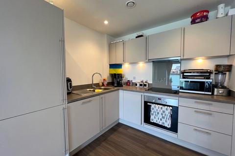 2 bedroom flat to rent, Capstan Road, Southampton SO19