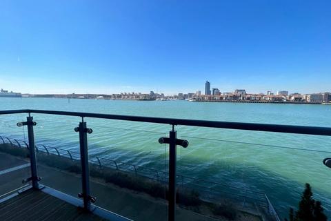 2 bedroom flat to rent, Capstan Road, Southampton SO19