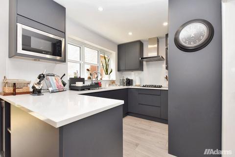 4 bedroom detached house for sale, Tannery Croft, WA7