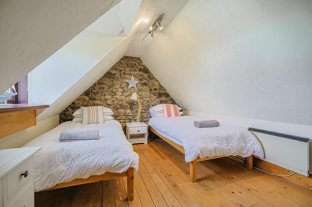 Bay View Cottage - Web (11 of 46).jpg