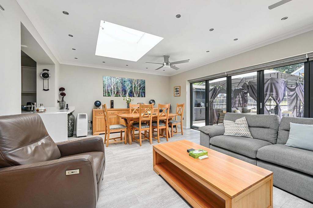 3 Ponswood Road TN389 BU (14).jpg