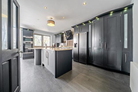 5 bedroom semi-detached house for sale, Hayes Lane, Bromley