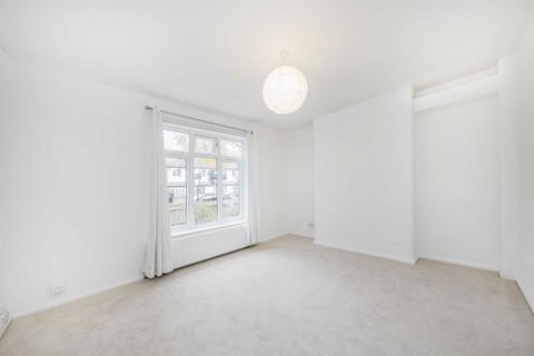 3 bedroom maisonette for sale, Park Lane, Teddington TW11