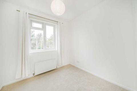 18 Park Lane, Teddington, TW11 0JA