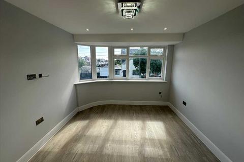 2 bedroom maisonette to rent, Bellamy Drive, Stanmore