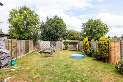 79 Alexander Road, Reigate, RH2 8EA