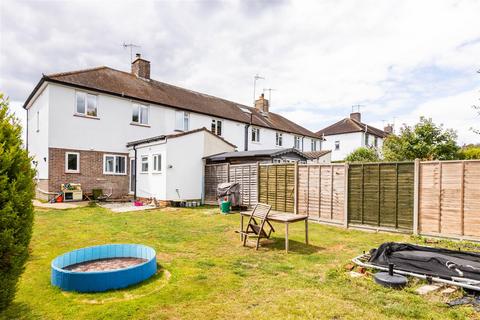79 Alexander Road, Reigate, RH2 8EA