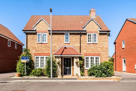 4 bedroom detached house for sale, Blackcap Avenue, Chestnut Park, Yatton BS49