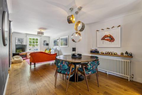 20 Cathedral Views, Salisbury, SP2 7TW