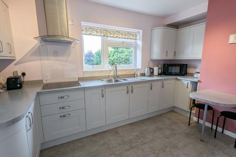 3 bedroom bungalow for sale, Norton Road, Worcester WR5