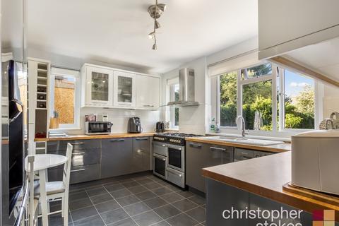 4 Fairley Way, Cheshunt, Waltham Cross, EN7 6LG