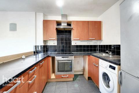 2 bedroom flat for sale, Axon Place, Ilford