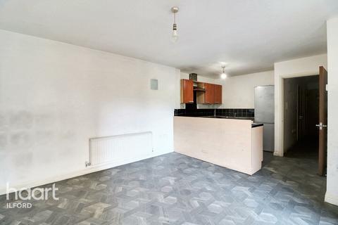 2 bedroom flat for sale, Axon Place, Ilford