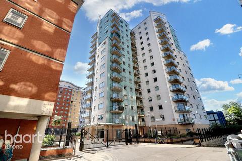 2 bedroom flat for sale, Axon Place, Ilford