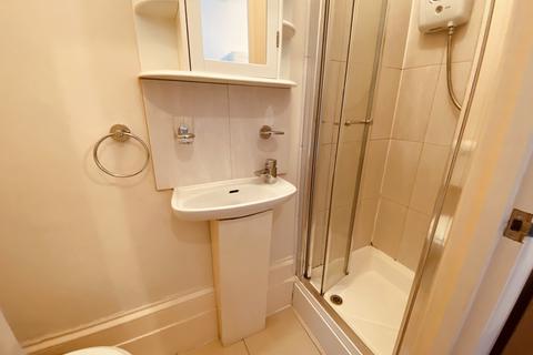 Studio to rent, Tufnell Park N7