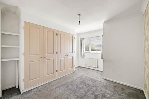 8 Roosevelt Road, Dover, CT16 2BT