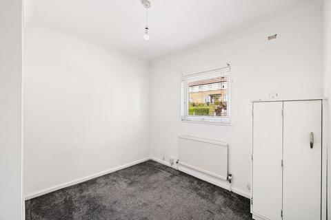 8 Roosevelt Road, Dover, CT16 2BT