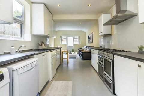 7 bedroom house to rent, Church Avenue, Nottingham NG7