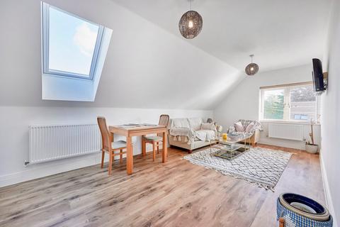 2 bedroom apartment for sale, Wain Close, Hertfordshire AL1