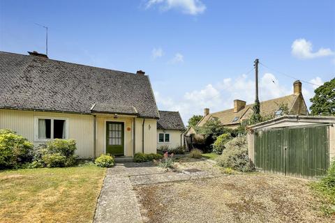 2 bedroom end of terrace house for sale, Parsons Lane, Weston-Subedge,