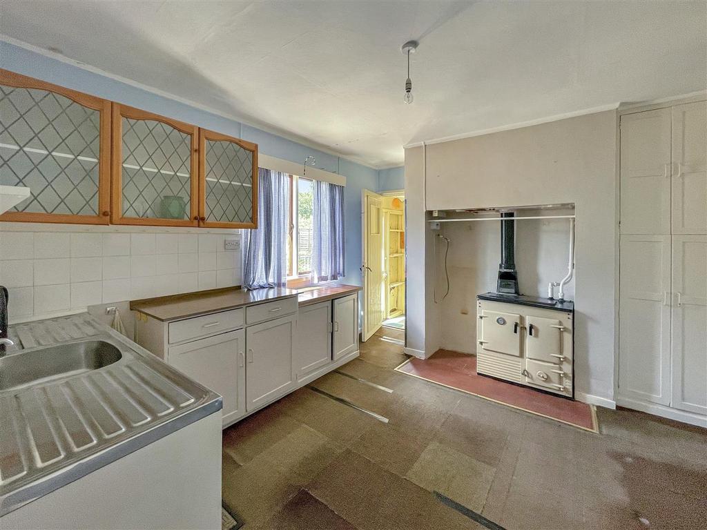 Kitchen.JPG