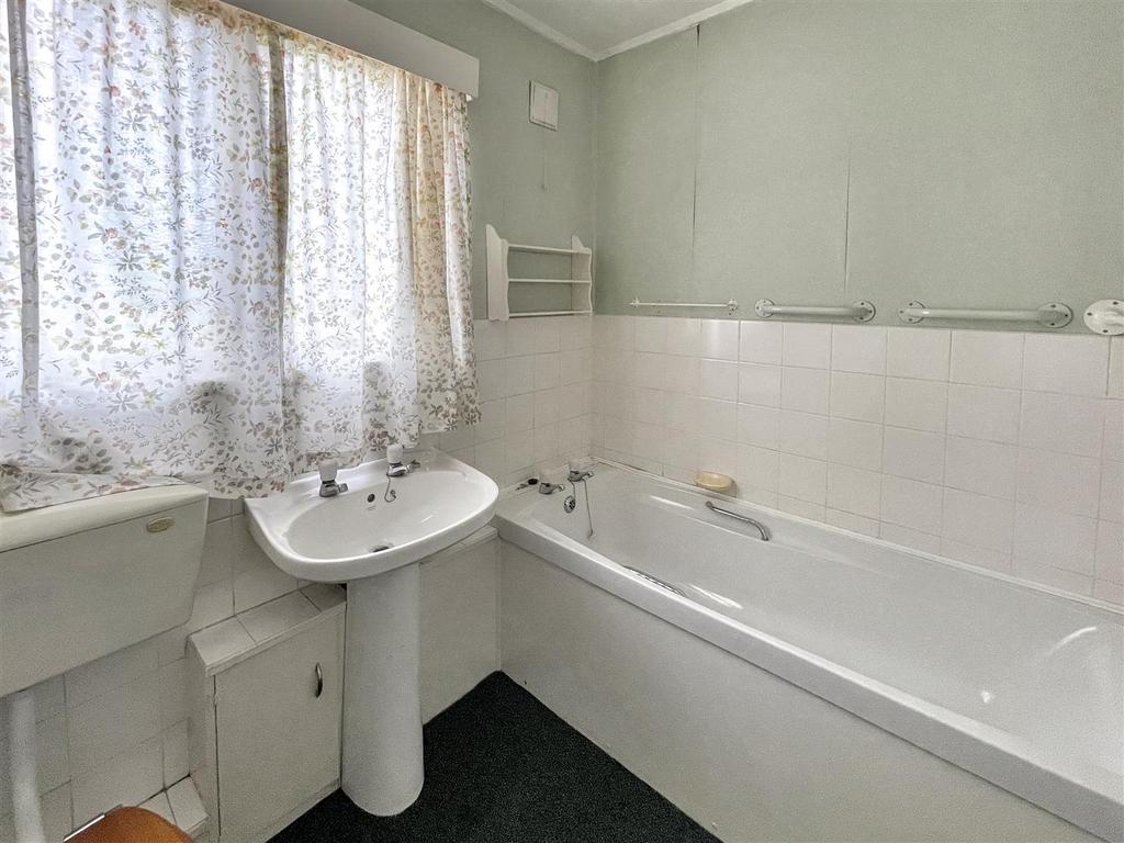 Bath.JPG