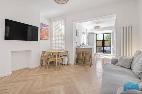 undefined, Wades Hill, London, N21