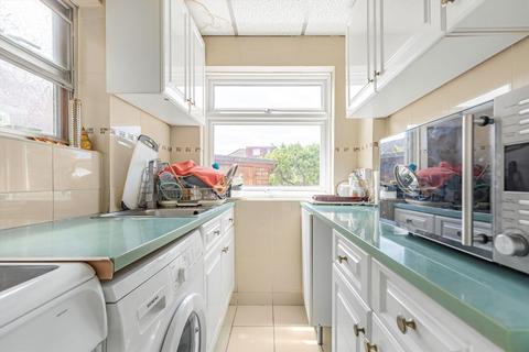 undefined, Colwyn Crescent, Hounslow TW3