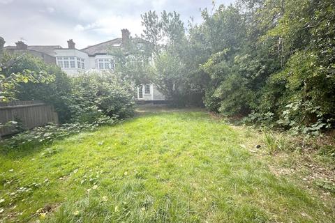 2 bedroom apartment for sale, Sylvan Avenue, Mill Hill, London, NW7